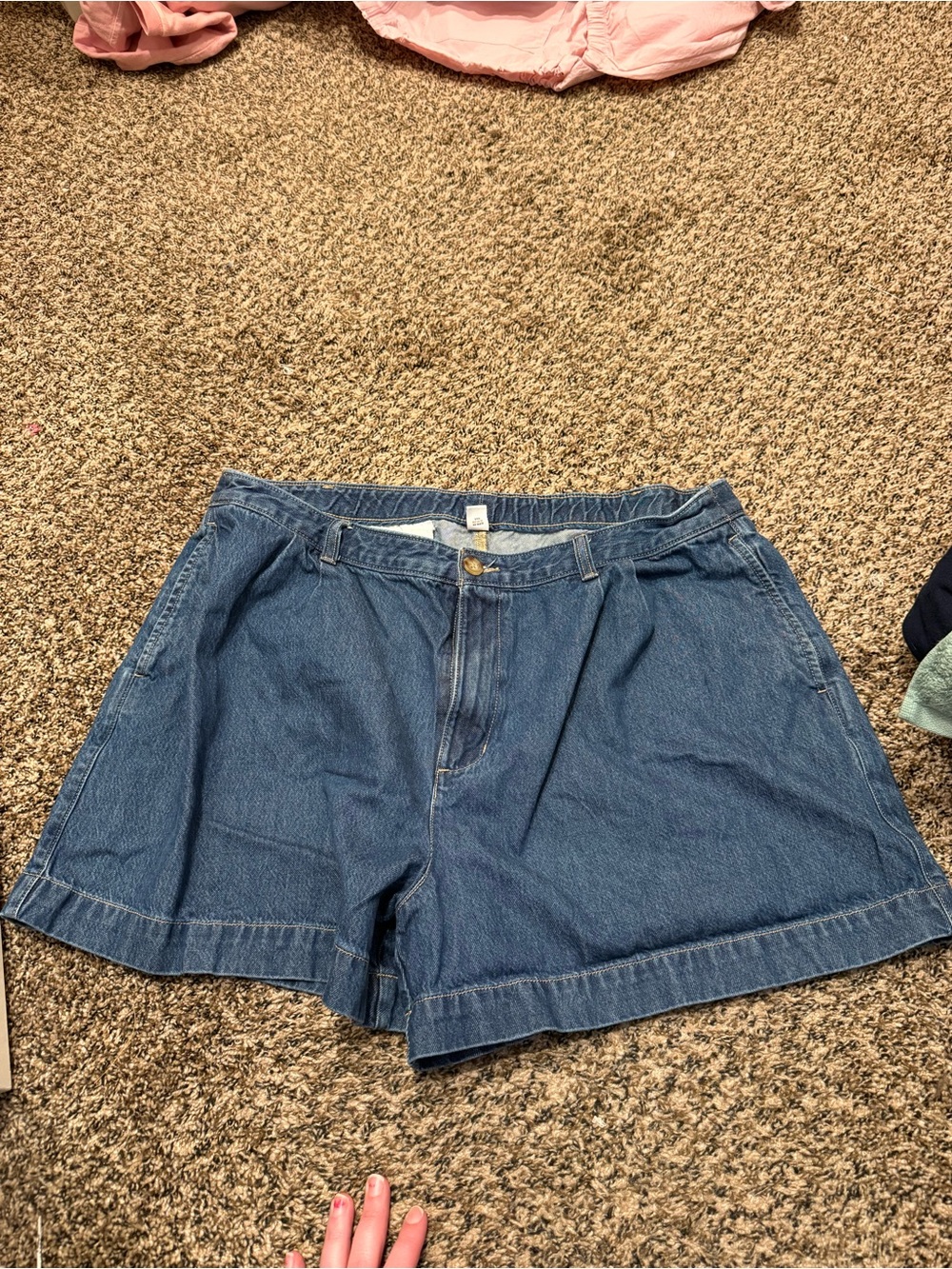 Old Navy chinos xl women’s shorts nwot